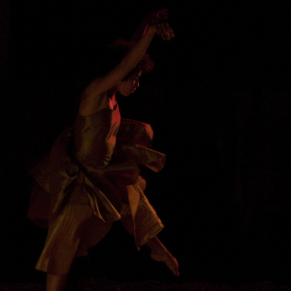 festival off,avignon,théâtre Golovine,compagnie phie, Danse, danse contemporaine, création, Sophie Adam, Alain Basso, Savoie, Tarentaise,Vanoise, ateliers, chorégraphiques, séniors, tous publics, musique, Savoie en scène, spectacle vivant, poésie, artiste chorégraphique, danseur, chorégraphe, Wilfried, Neige, Petites Formes, Festival de la Danse, danseur, danseuse, bourg-saint-maurice, seez, albertville, chambéry, enfants, scolaires